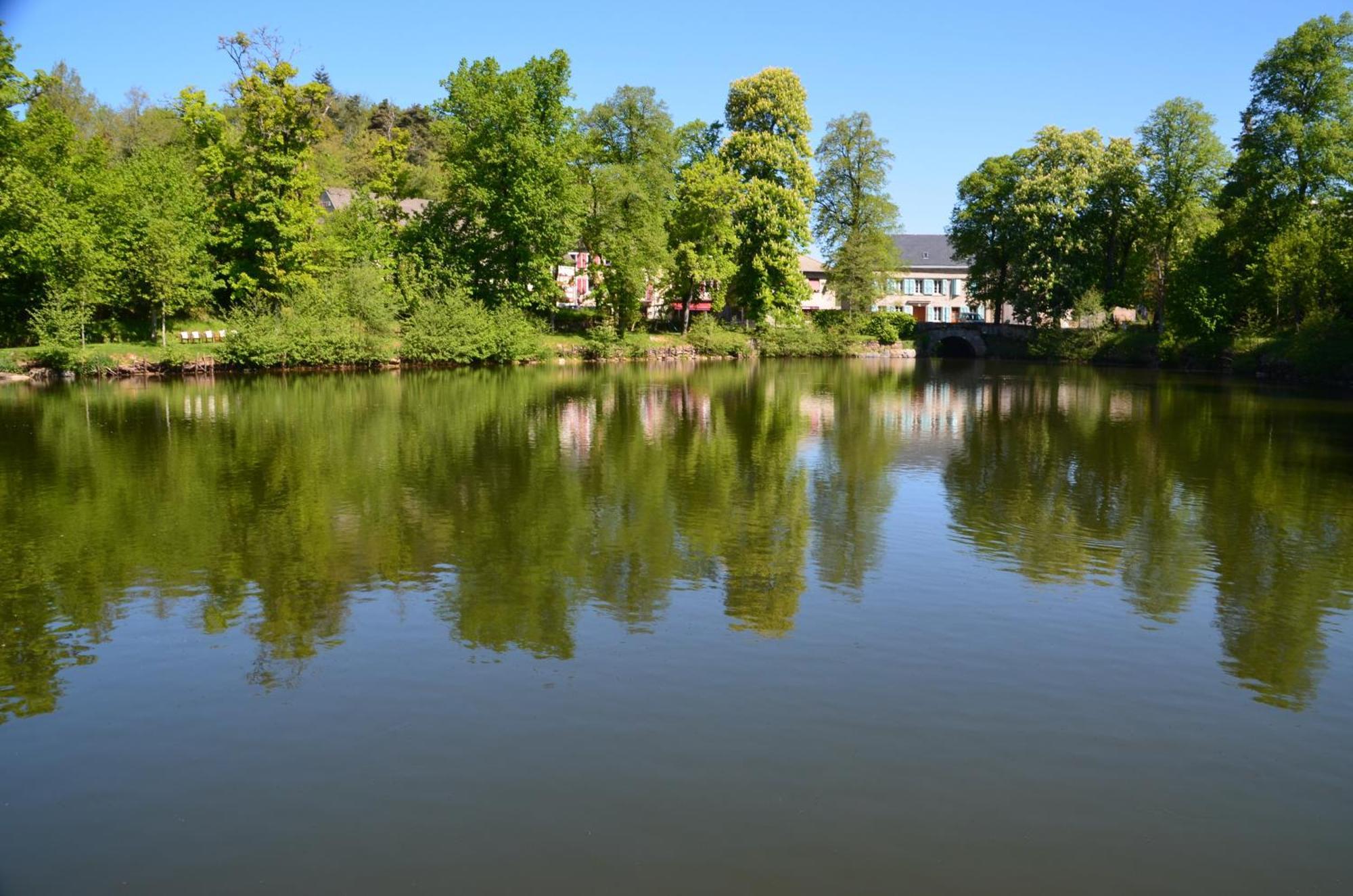 Relais Du Bois Du Four Hotell Saint-Léons Exteriör bild