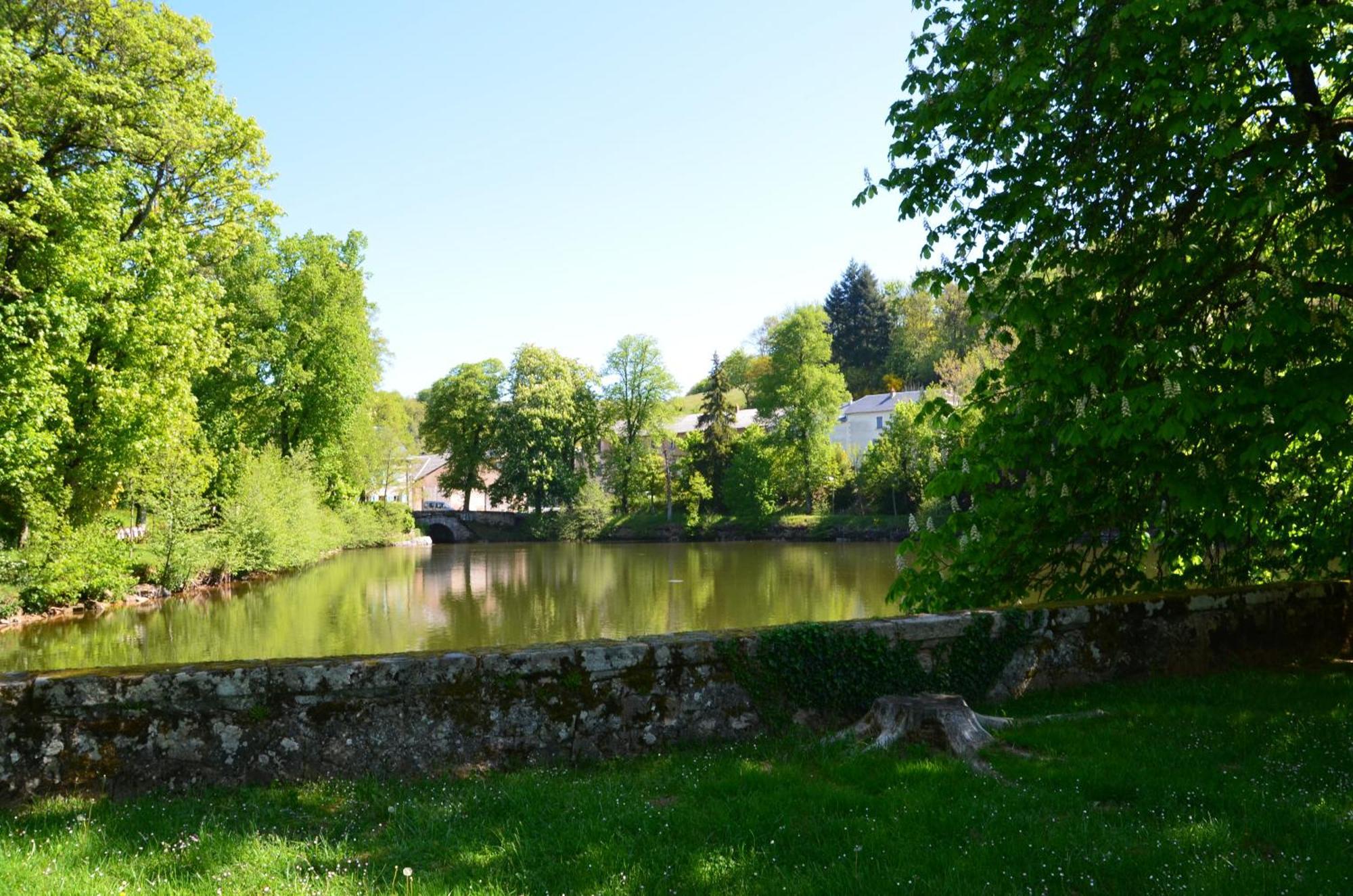 Relais Du Bois Du Four Hotell Saint-Léons Exteriör bild